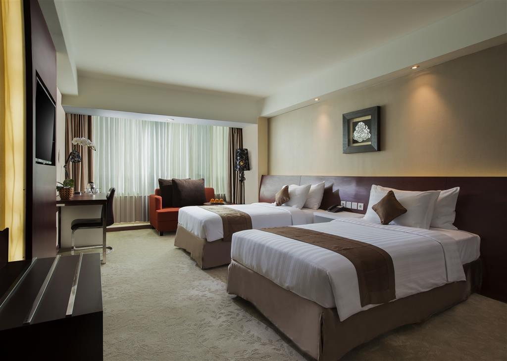 The Alana Yogyakarta Hotel And Convention Center Sleman  Ngoại thất bức ảnh