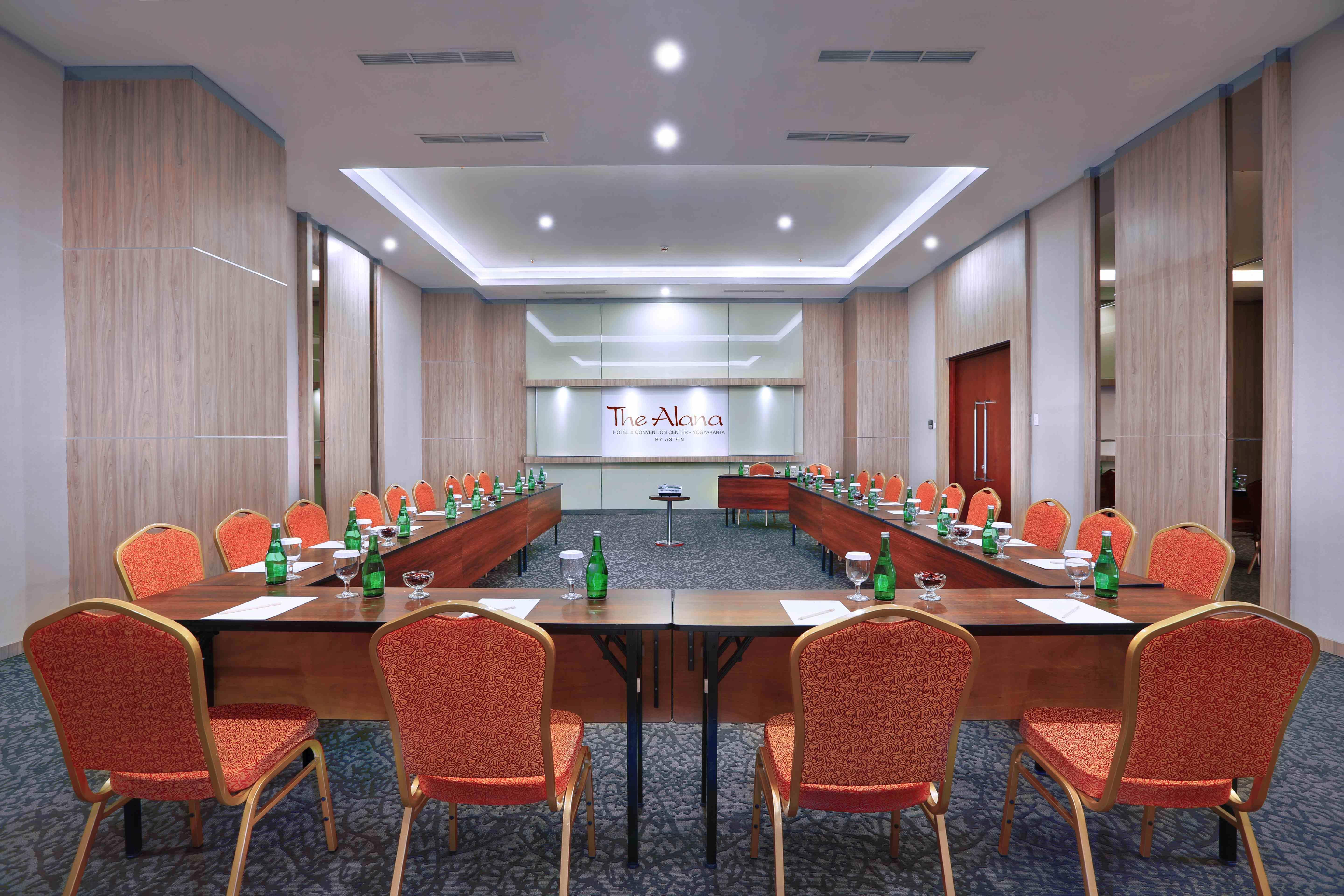 The Alana Yogyakarta Hotel And Convention Center Sleman  Ngoại thất bức ảnh