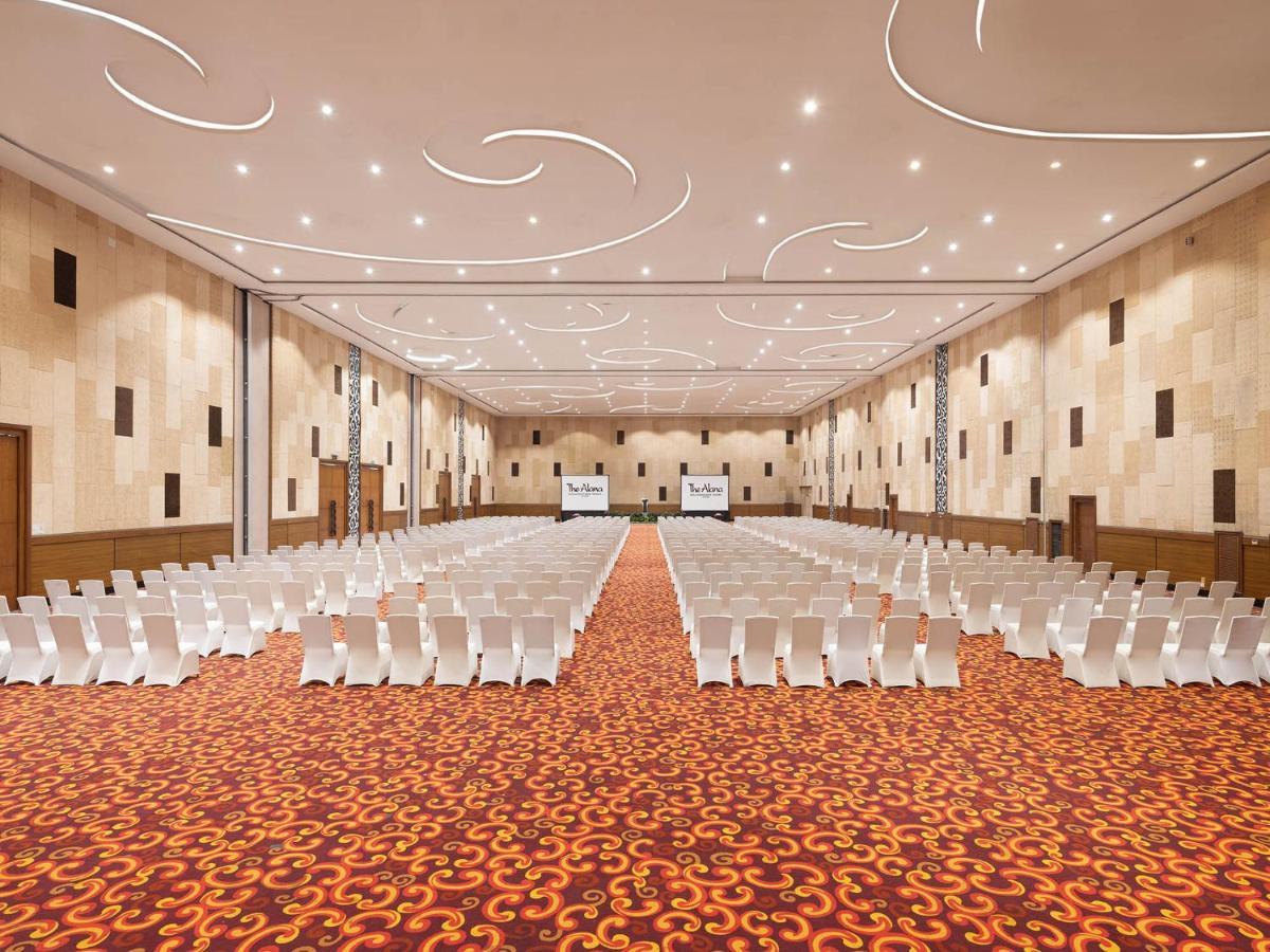 The Alana Yogyakarta Hotel And Convention Center Sleman  Ngoại thất bức ảnh