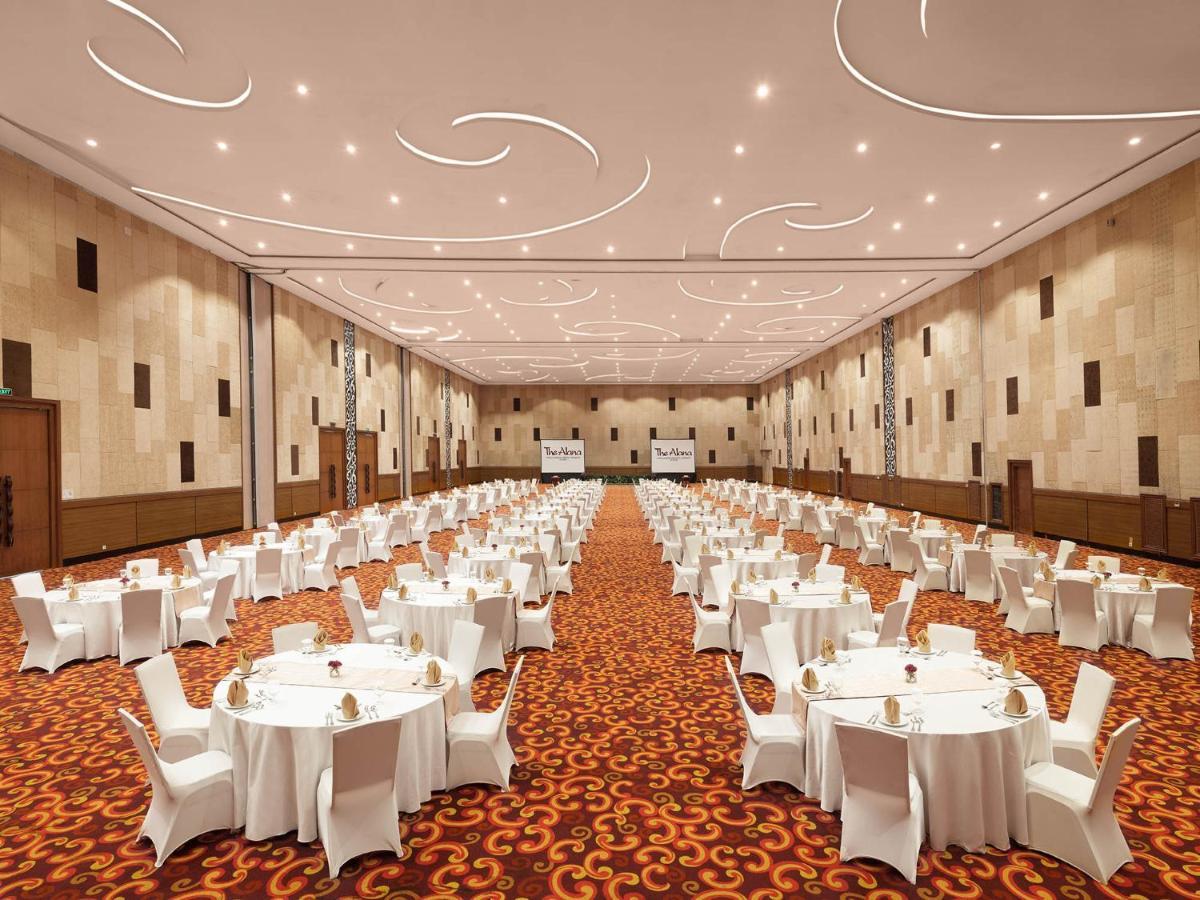 The Alana Yogyakarta Hotel And Convention Center Sleman  Ngoại thất bức ảnh
