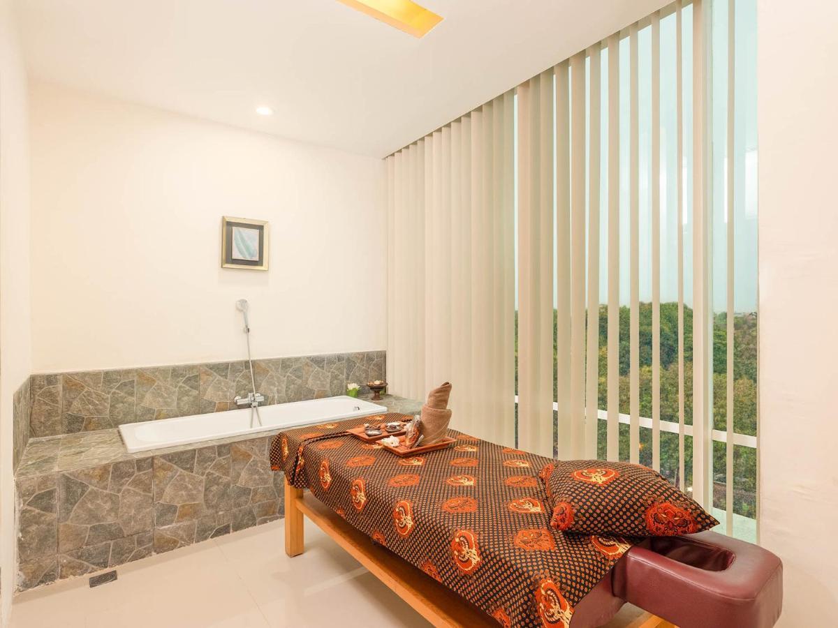 The Alana Yogyakarta Hotel And Convention Center Sleman  Ngoại thất bức ảnh