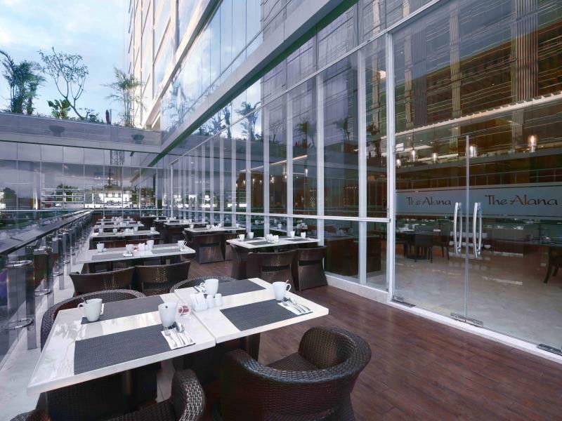 The Alana Yogyakarta Hotel And Convention Center Sleman  Ngoại thất bức ảnh